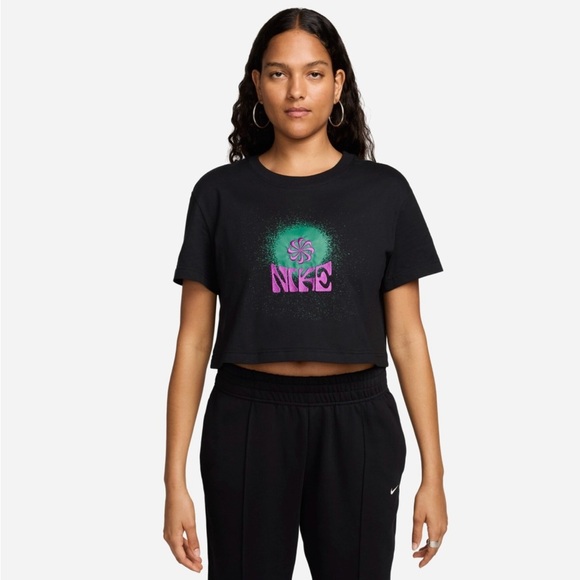 Nike Crop T-shirt Loose Fit Sz M - Picture 7 of 9